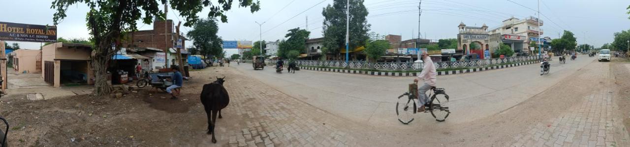 Hotel Royal Inn Satna Luaran gambar