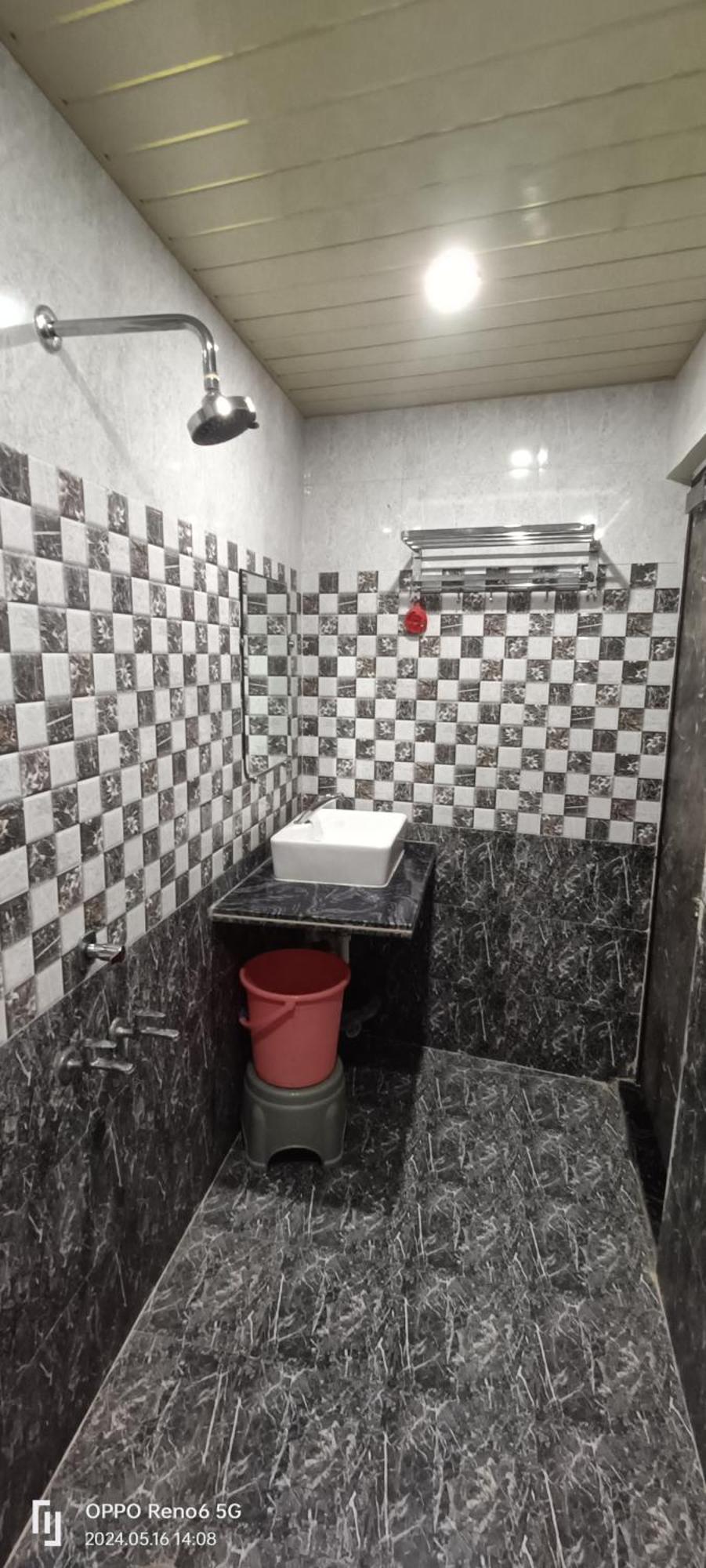 Hotel Royal Inn Satna Luaran gambar